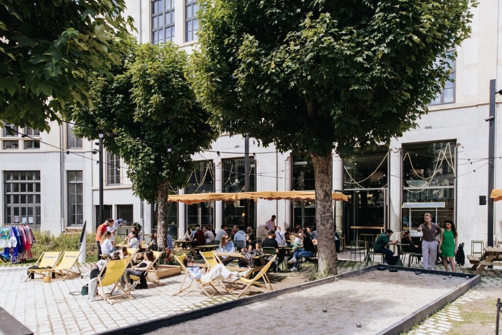 Copyright Laurence Revol