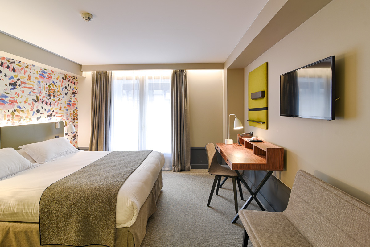 Copyright Yanis Ourabah