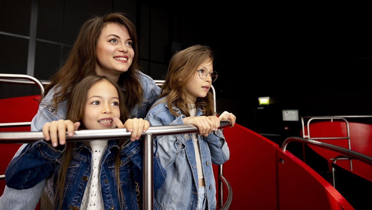 Copyright Thomas Lambellin