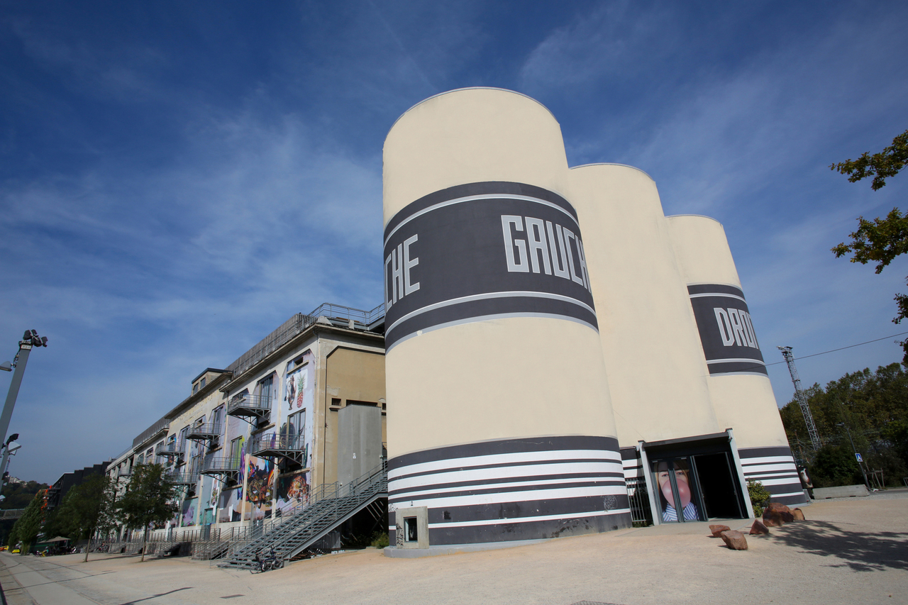 Copyright Elisabeth Rull