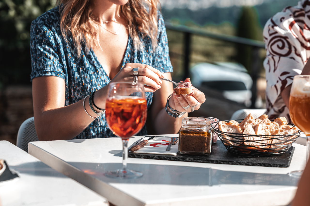 Copyright Seasons Production