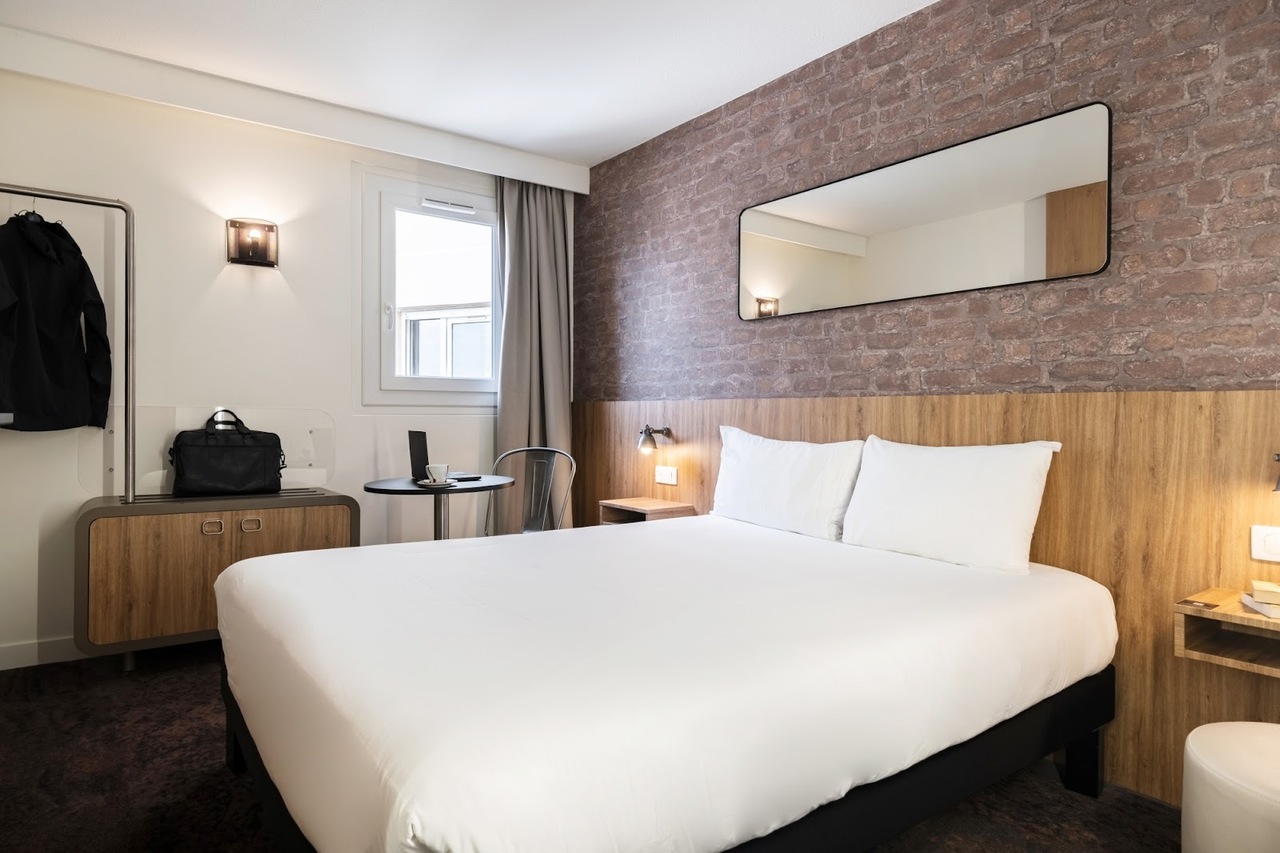 Copyright Stanislas GROS