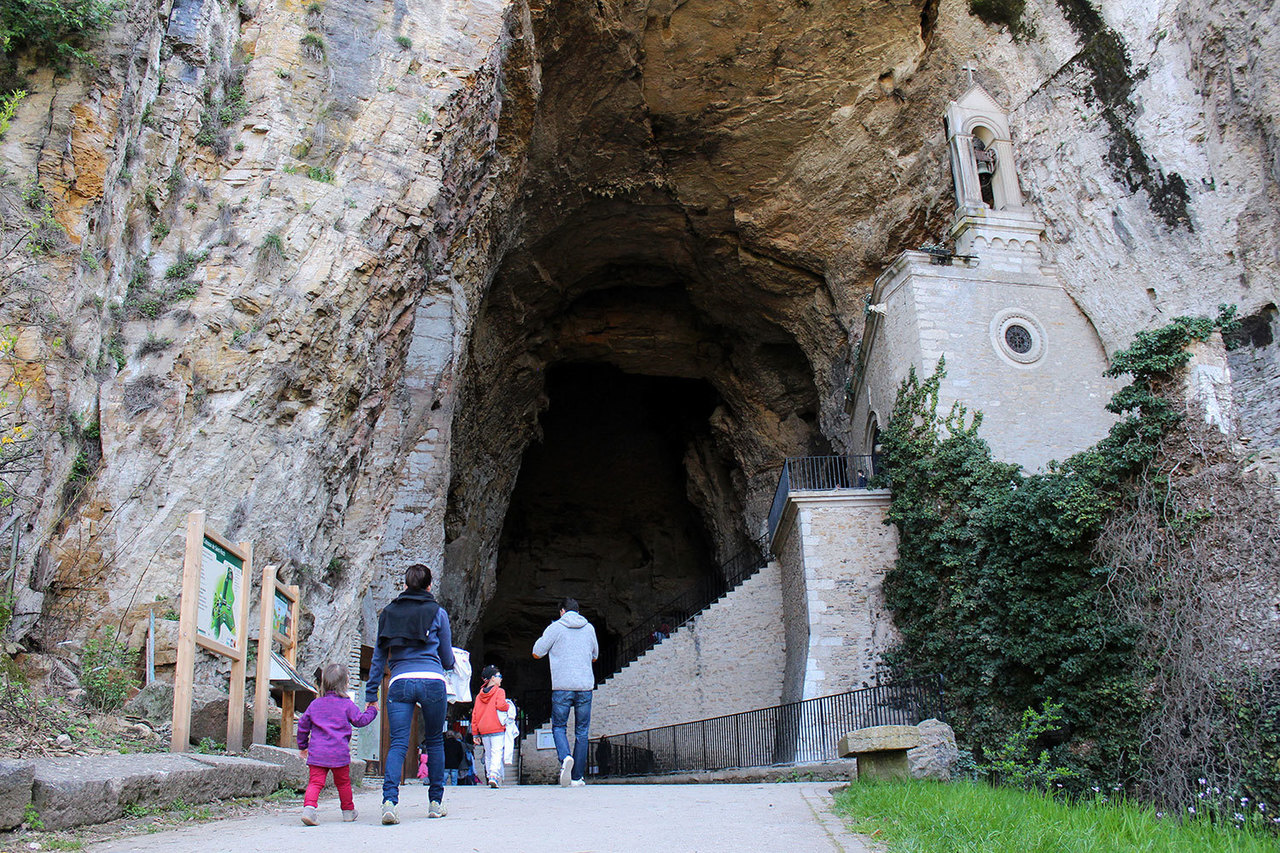 Copyright Les Grottes de La Balme