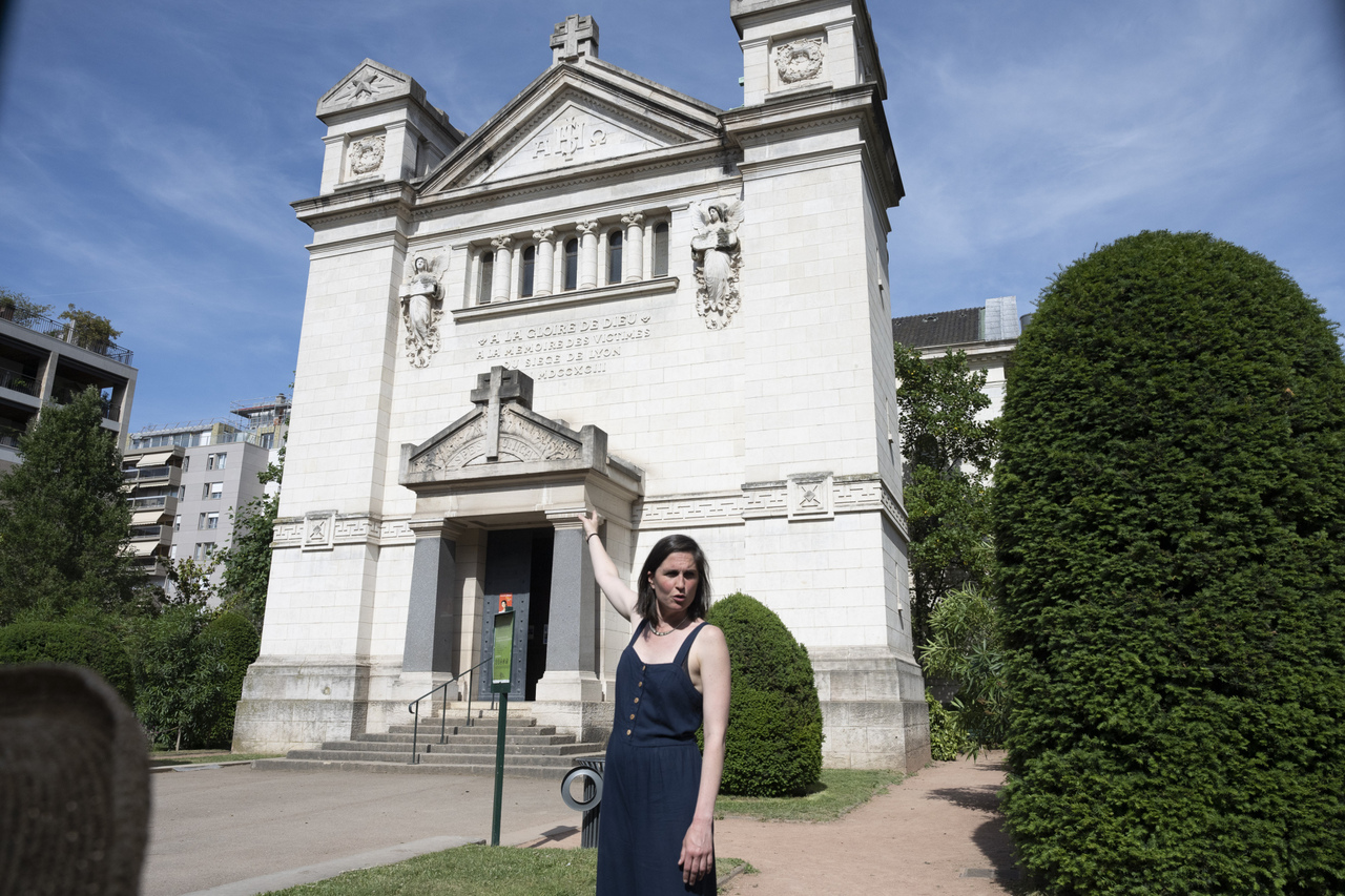 Copyright Charles Pietri