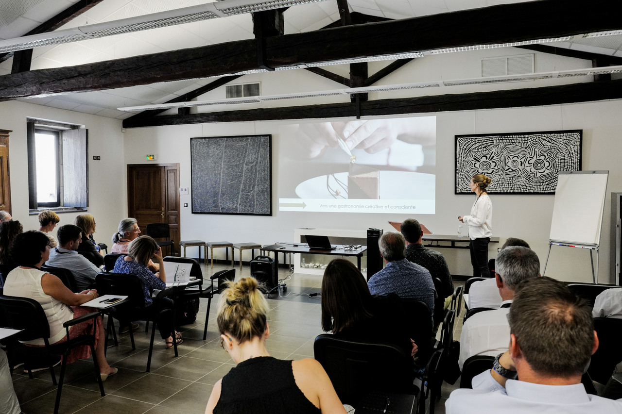 Copyright Ecole M. CHAPOUTIER