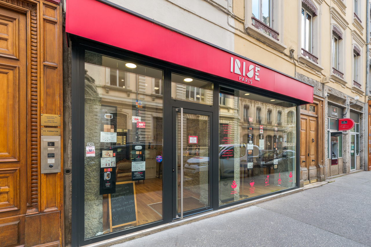 Copyright Irisé Paris