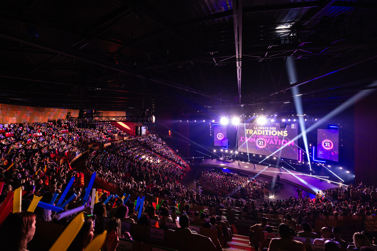 Copyright Sebastien Clavel