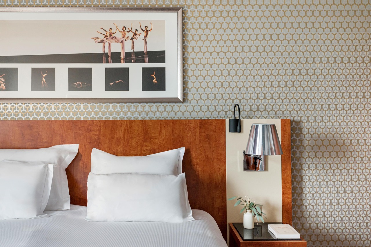 Copyright Copyright © 2025 Marine Piolat