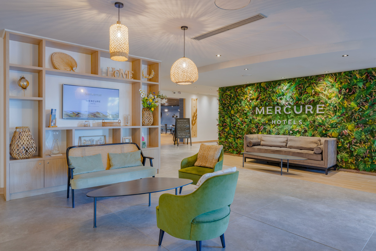 Copyright Baptiste de Izarra