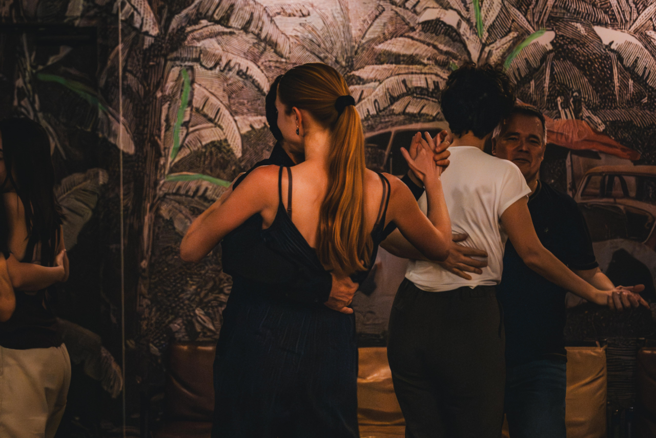 Copyright SEASONS PRODUCTION