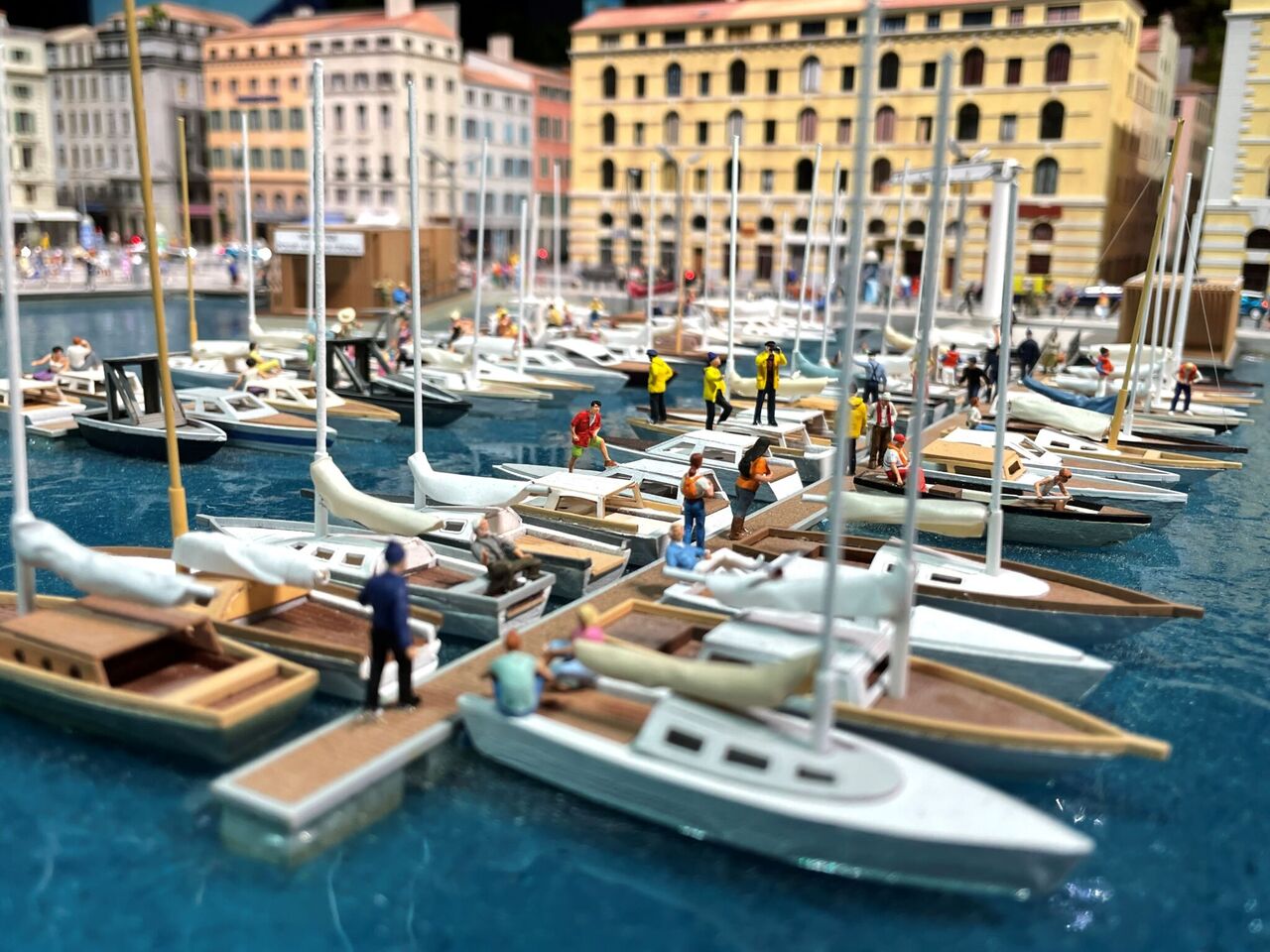 Copyright Mini World Lyon