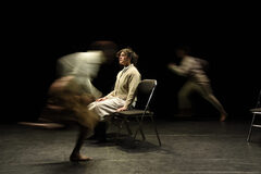 Copyright ©Chloé Azzorpadi