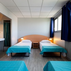 Chambre à 4 lits