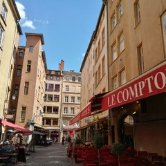 Bouchons Lyonnais