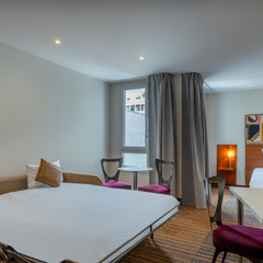 Chambre avec canapé-lit