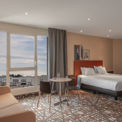 Chambre avec canapé-lit
