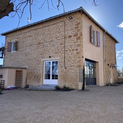 petite laetitia