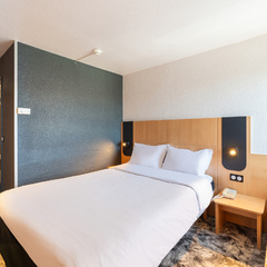 Chambre triple - B&B HOTEL Lyon Eurexpo Bron