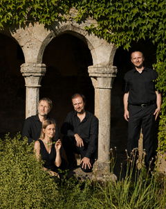 Copyright avec assistance IA