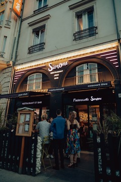 Copyright Mlle Simone