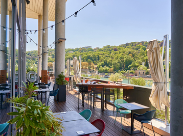 Copyright 2026 Novotel Lyon Confluence – Tous droits réservés.
