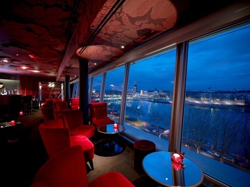 Copyright sabine serrad