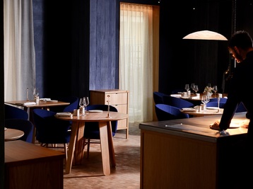 Copyright Nicolas Villion