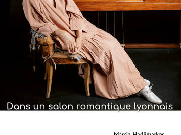 Dans un salon romantique lyonnais