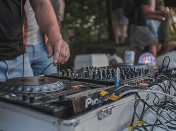 Copyright ©Vadim Morozov/Unsplash