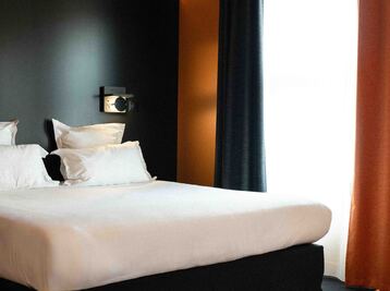 Copyright Laurence Revol