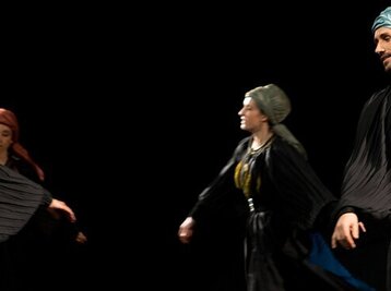 Copyright Cie Hallet-Eghayan