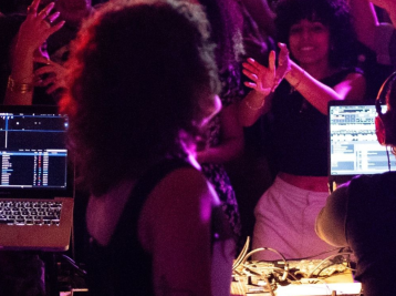 Copyright Toï Toï le Zinc