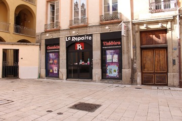 Le Repaire