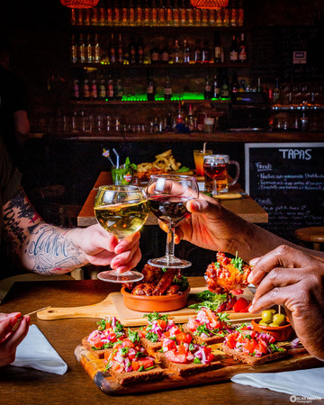 Tapas  & cocktail