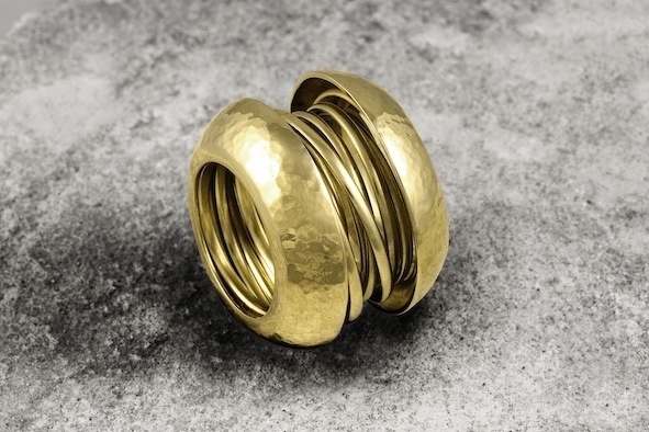 Copyright Laurence Oppermann