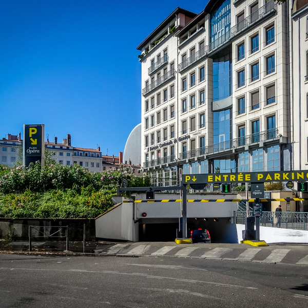 parking-parc-op-ra-lyon-france