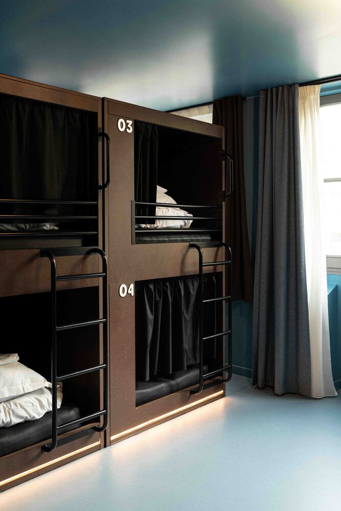 Copyright Laurence Revol