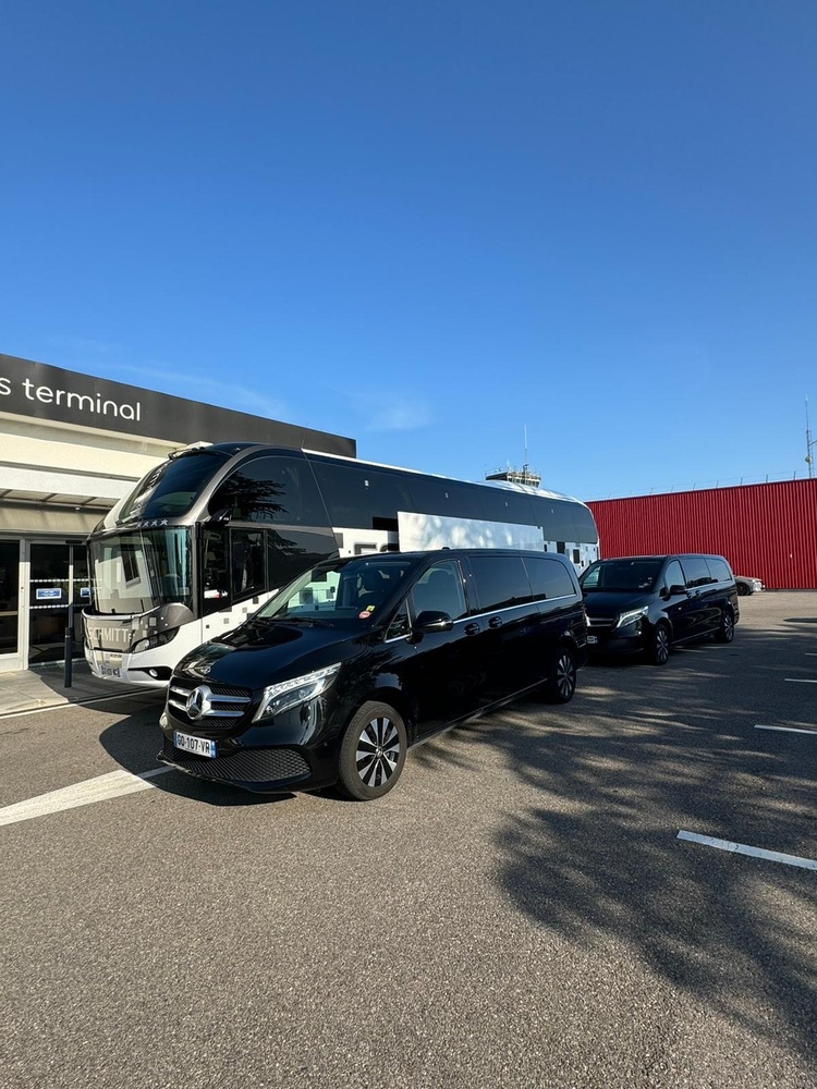 Copyright GOLDENCLASS